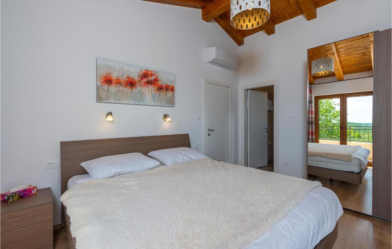 Stunning In Vizinada With 3 Bedrooms Ferienhaus Pula